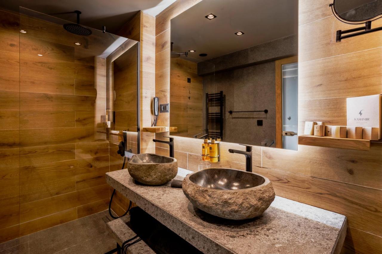 Kashmir Wellness & Adults Only Готель 5*
