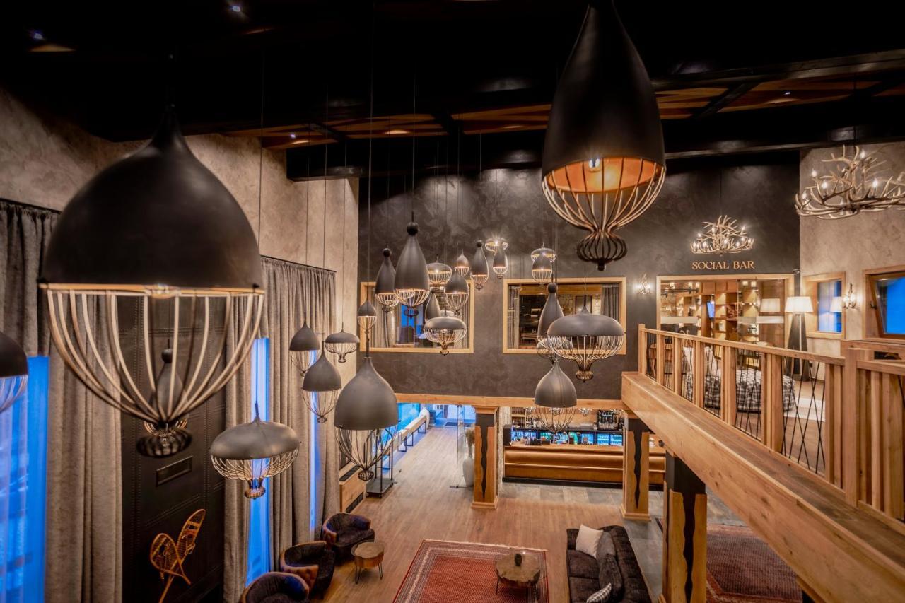 Kashmir Wellness & Adults Only Готель